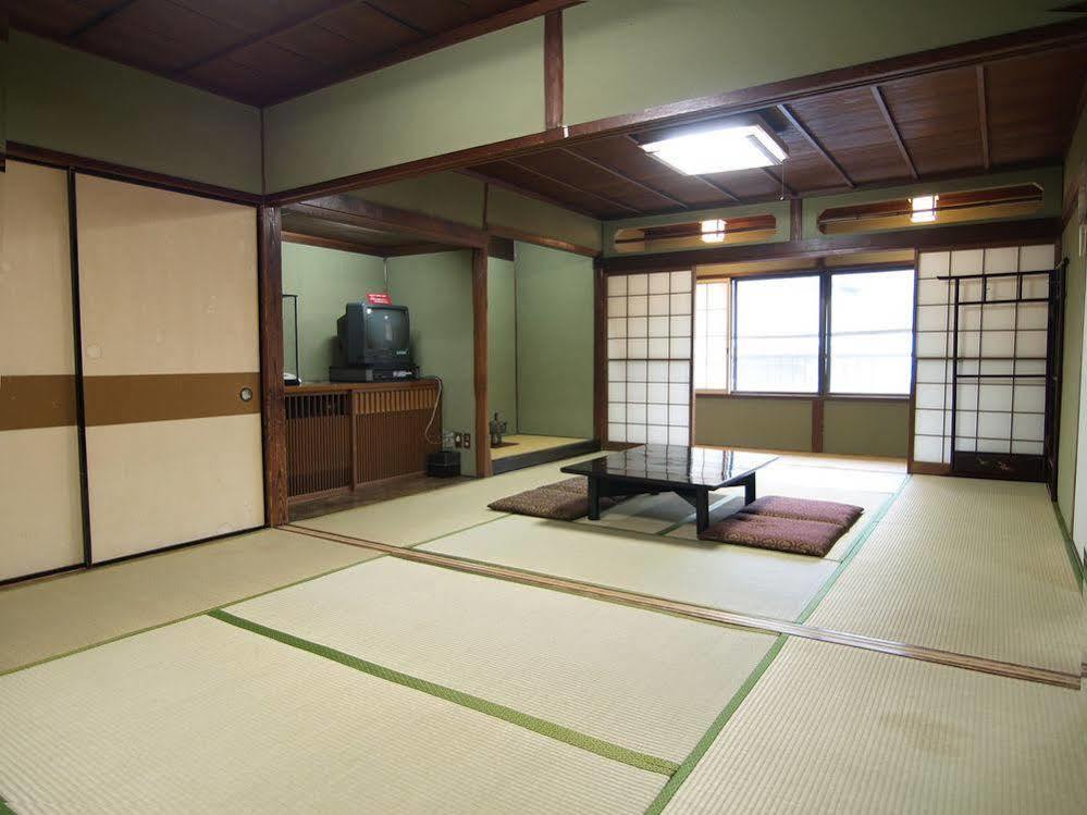 Ryouri Ryokan Watanabe Нагоя Экстерьер фото
